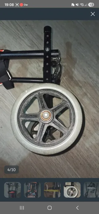 Silla de ruedas para perro pequeño