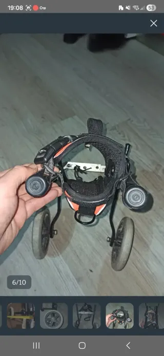 Silla de ruedas para perro pequeño