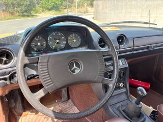 Mercedes-Benz Clase E 1980
