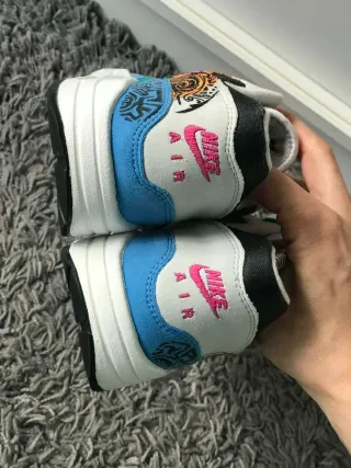 Nike Air Max 1 Custom Oceanic Desert T38