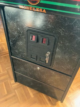 Máquina Arcade Model Kit '92