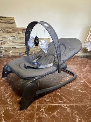 Hamaca bebé Chicco gris
