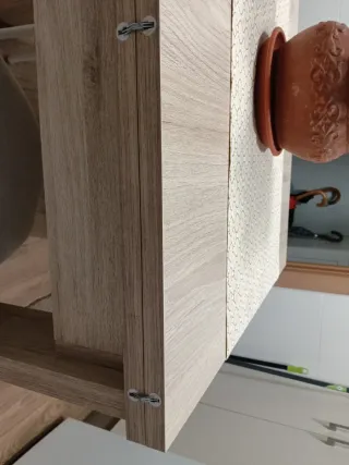 Tavolo da cucina 60x60cm, altezza 70cm. Aperto 135cm.