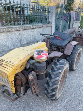 Tractor Pascualí