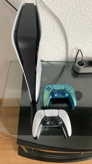 Consola PlayStation 5 + 2 Mandos