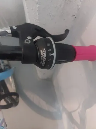 Bicicleta niña Btwin Decathlon 6-9 años + Casco