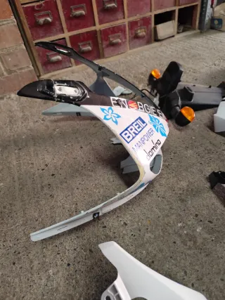 Carenado Yamaha YZF R6