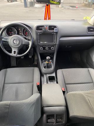 Volkswagen Golf VI 1.6 TDI