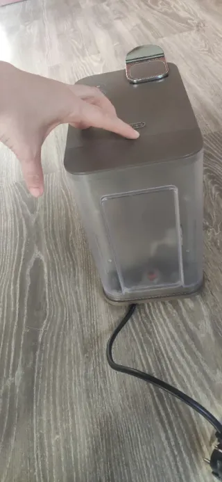 Cafetera Nespresso DeLonghi