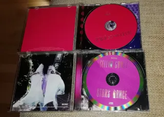Pack CDs Selena Gómez: Stars Dance y Kiss & Tell