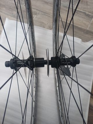 Ruote TUKUS carbonio nuove