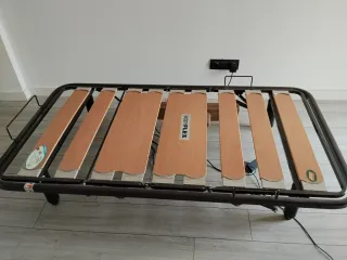 Cama 90 cm Metal y Madera