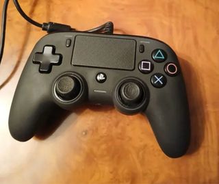 Mando Nacon PS4 (PlayStation 4) - L2 defectuoso