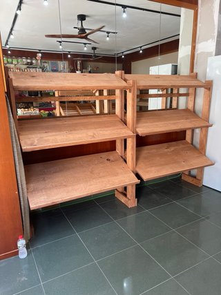 Expositor madera comercios