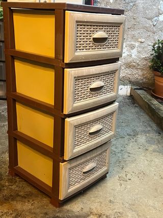 Cassettiera in plastica 4 cassetti