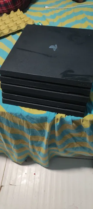 PS4 Pro (PlayStation 4 Pro) Negra para repuesto