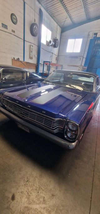FORD GALAXIE 1966