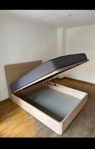Cama con almacenaje y cabecero
