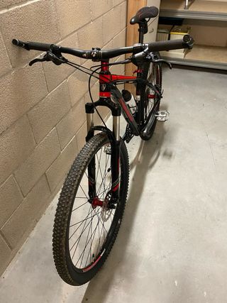 Bicicleta Trek Montaña Negra/Roja