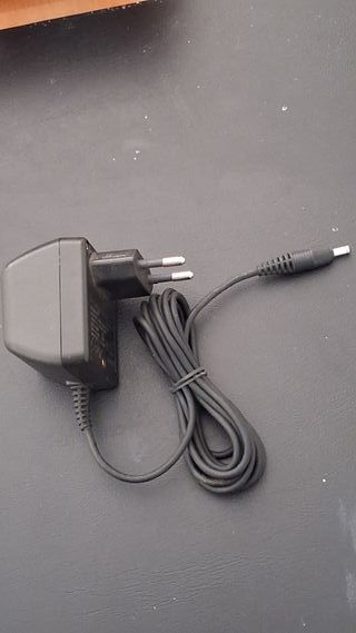 Móvil Nokia 2310 con batería nueva