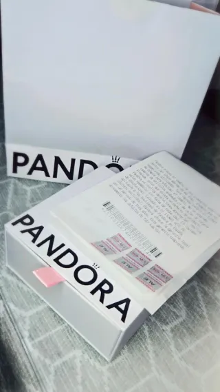 Conjunto Pandora Corazón y Rana