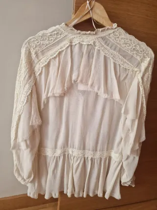 Blusa Zara Volantes Encaje Talla M