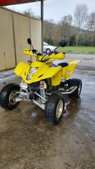 Suzuki LTZ 400 Amarillo Quad
