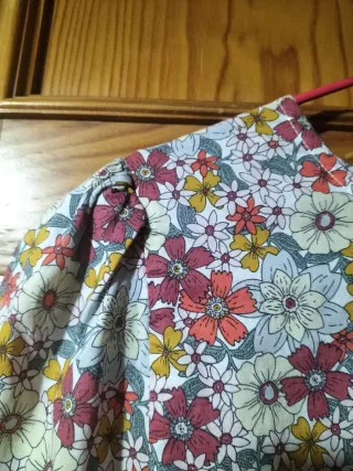 Blusa flores tipo Liberty multicolor