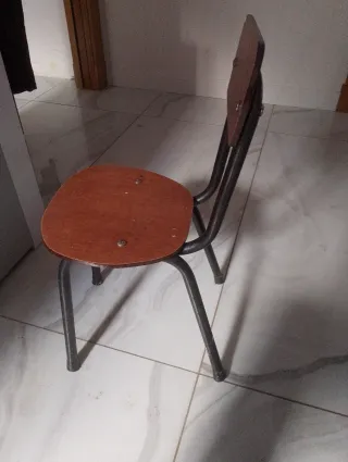 Silla infantil madera y metal