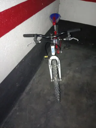 Bicicleta Mitical Niño + Otra Piezas