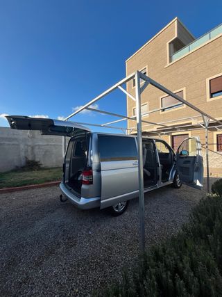 Volkswagen Caravelle 2013