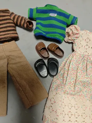 Abbigliamento Nancy Lesly: Abito, Pantaloni, Maglioni e Scarpe