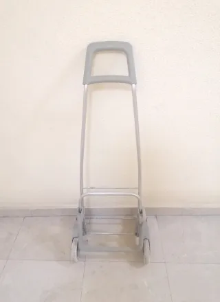 Carrito de transporte de 4 ruedas plegable!