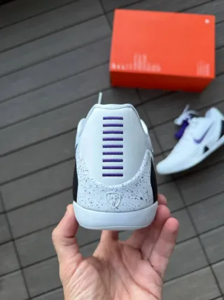Nike Kobe 9 Protro Morado Blanco