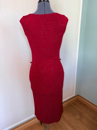 Vestido fiesta granate con detalles dorados
