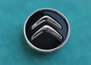 Tapabujes Citroen, Centro de Llantas Ruedas