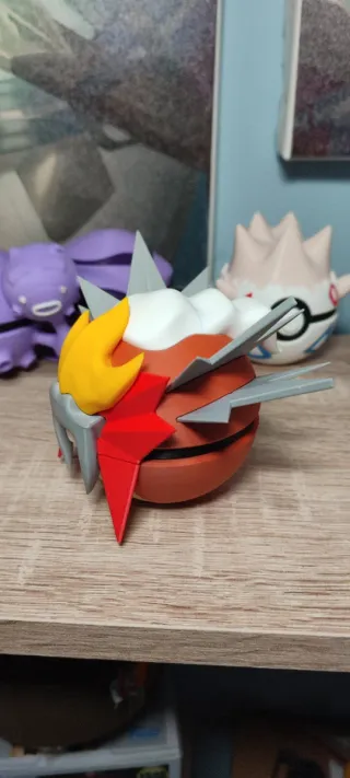 Figura Entei Pokeball Pokemon