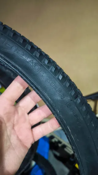 Cubierta Specialized Renegade T5 29x2.25 TR