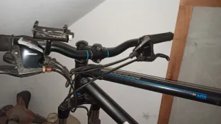 Bicicleta de Montaña Negra B-twin Rock River 500