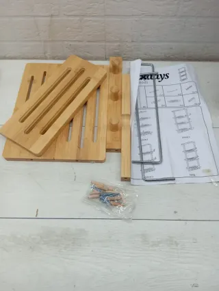 Estantería de madera para baño