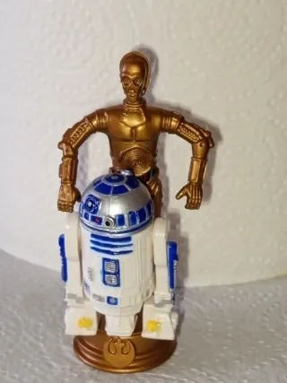 Star Wars C-3PO y R2-D2 figuras.......