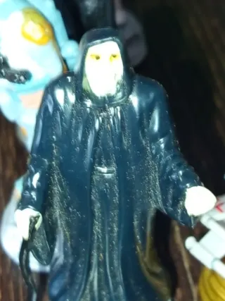 Star Wars C-3PO y R2-D2 figuras.......