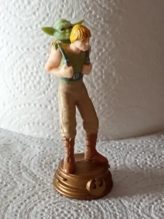 Star Wars C-3PO y R2-D2 figuras.......