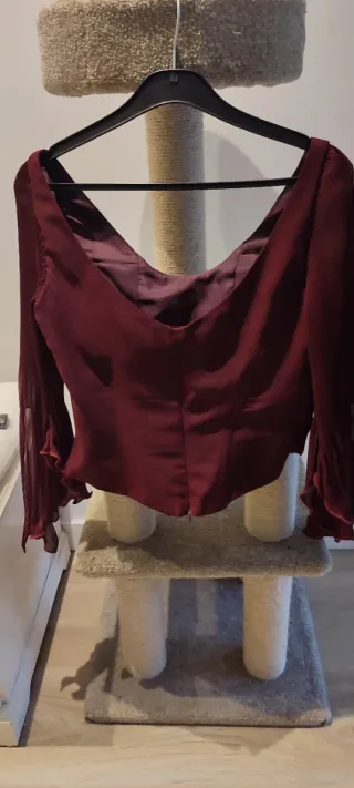 Top Corpiño burdeos