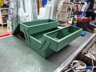 Caja de herramientas metálica Acesa