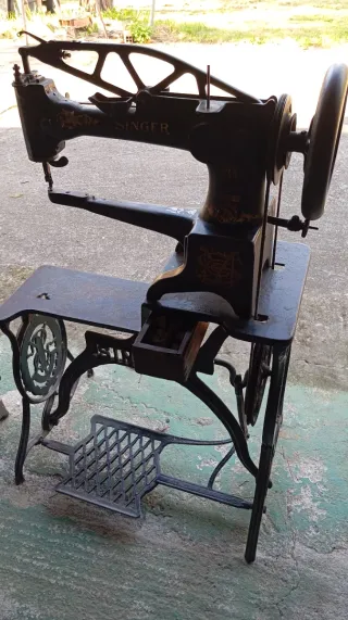 Máquina de coser Singer 29K1 de zapatería (1910)