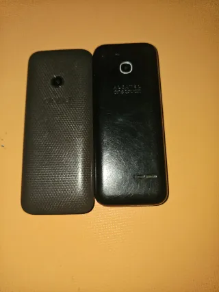 2 Móviles Alcatel Antiguos