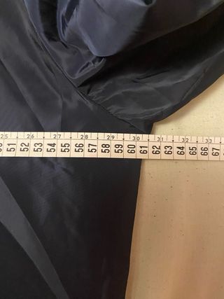 Chubasquero cortavientos FBI azul