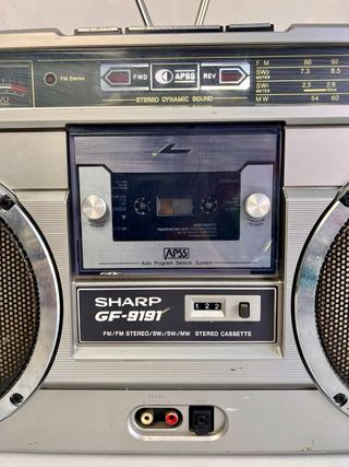 Sharp GF-9191 Radio Cassette