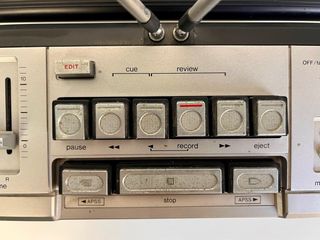 Sharp GF-9191 Radio Cassette